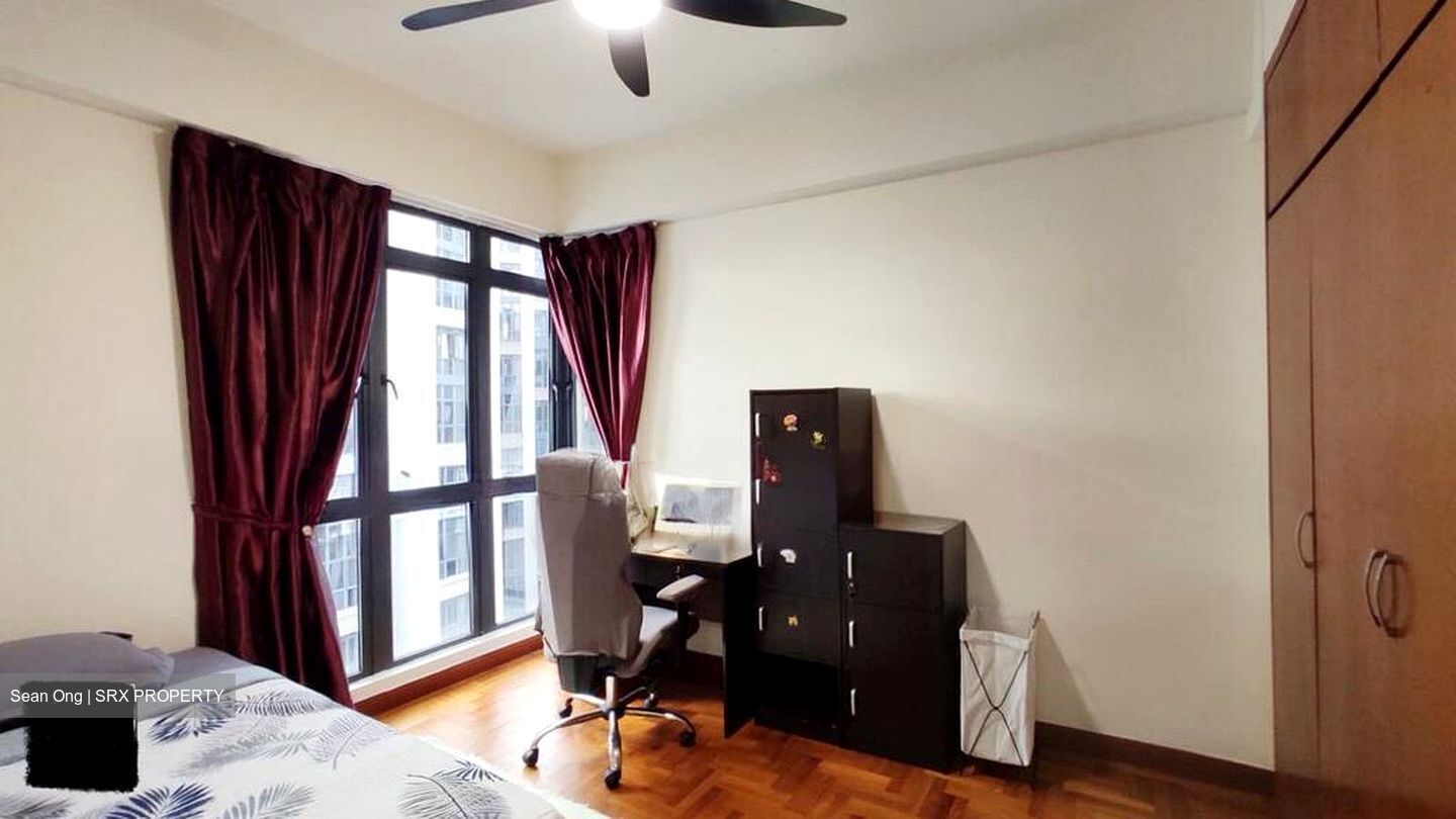 East Meadows (D16), Condominium #523084851